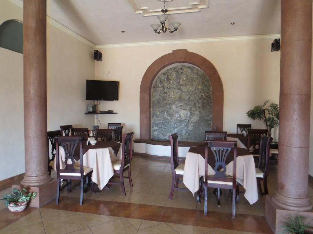 Casa Celia Hotel Restaurante Bernal Ngoại thất bức ảnh