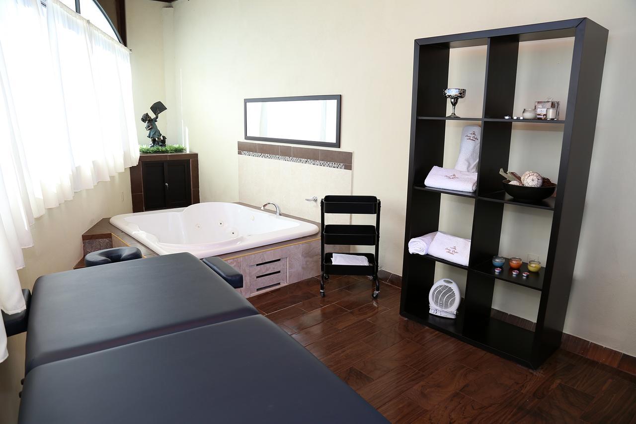 Casa Celia Hotel Restaurante Bernal Ngoại thất bức ảnh