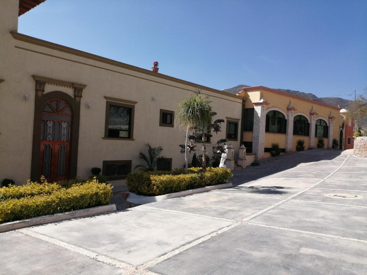 Casa Celia Hotel Restaurante Bernal Ngoại thất bức ảnh